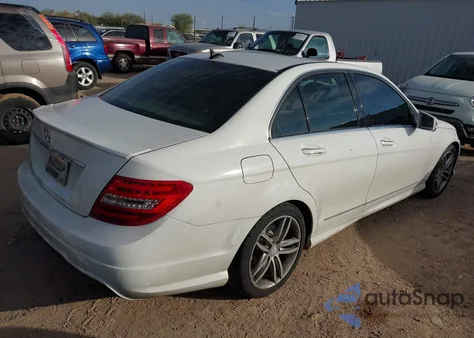 2013 Mercedes-Benz C 250 Sport from USA, damaged, VIN WDDGF4HB9DA773081